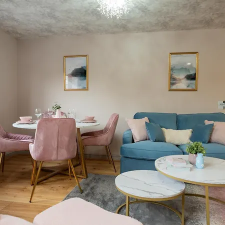 Kitsune - 1 Bedroom Luxury By Mint Apartman